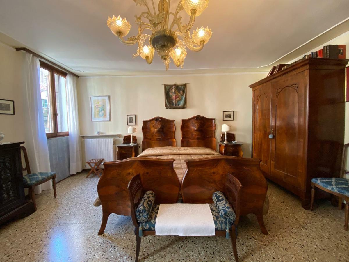Ca' Orfeo Bed & Breakfast เวนิส ภายนอก รูปภาพ