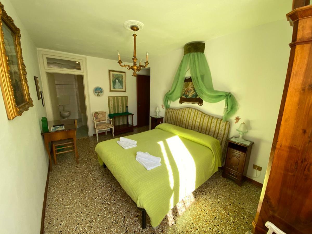 Ca' Orfeo Bed & Breakfast เวนิส ภายนอก รูปภาพ